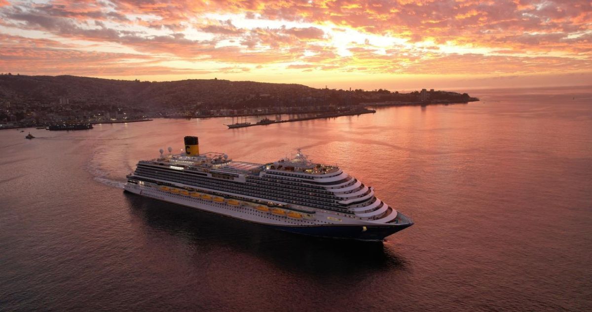 Puerto de Valparaíso asegura que temporada de cruceros cerró con 30% más de turistas