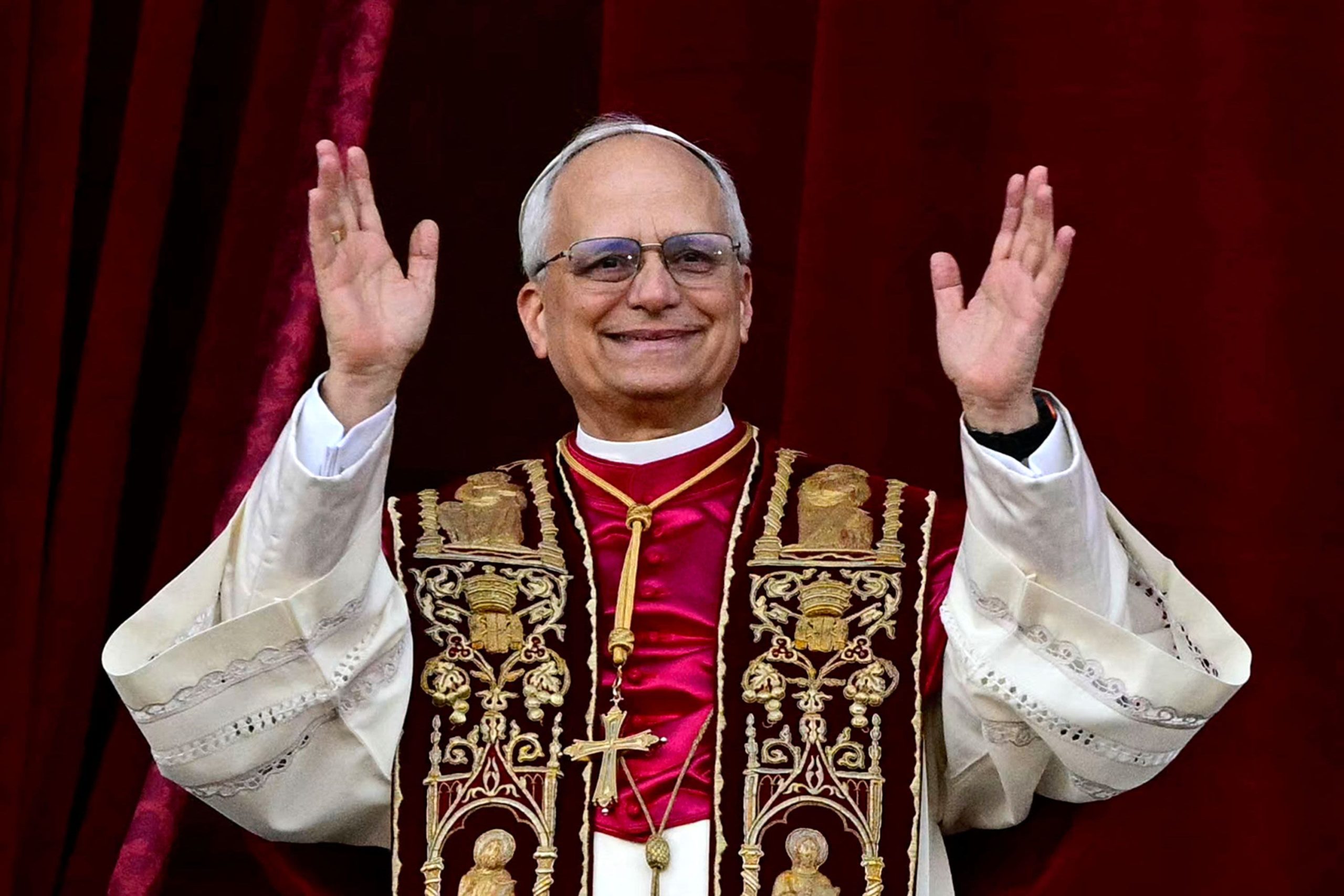 El Papa León XIV entra en la exclusiva lista de los mejor vestidos de 2025 según la revista Vogue