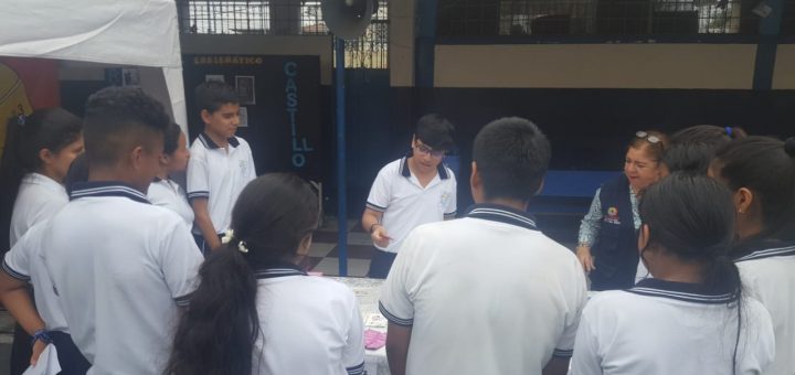 Ministerio de Salud capacita a jóvenes en las Unidades educativas