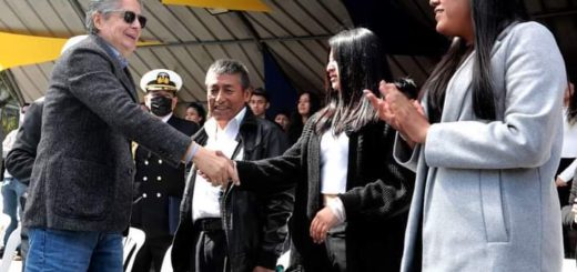El presidente Guillermo Lasso participó en un evento en Carapungo, al nororiente de Quito, donde reveló la temática de las preguntas del referendo.
