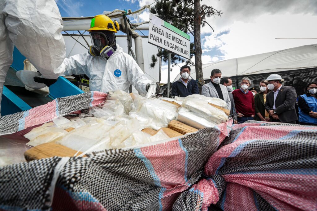 Ecuador Aplica La Política De Droga Incautada Droga Destruida