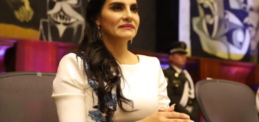 Verónica Abad, Vicepresidenta de Ecuador.