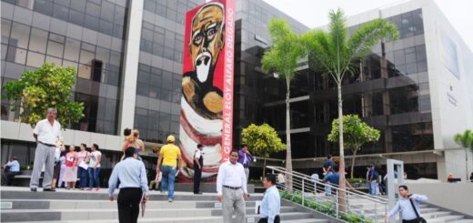 Edificio judicial Valdivia ubicado al sur de Guayaquil.