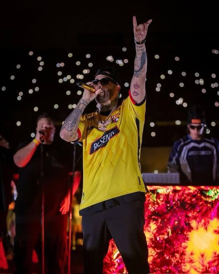 Nicky Jam.