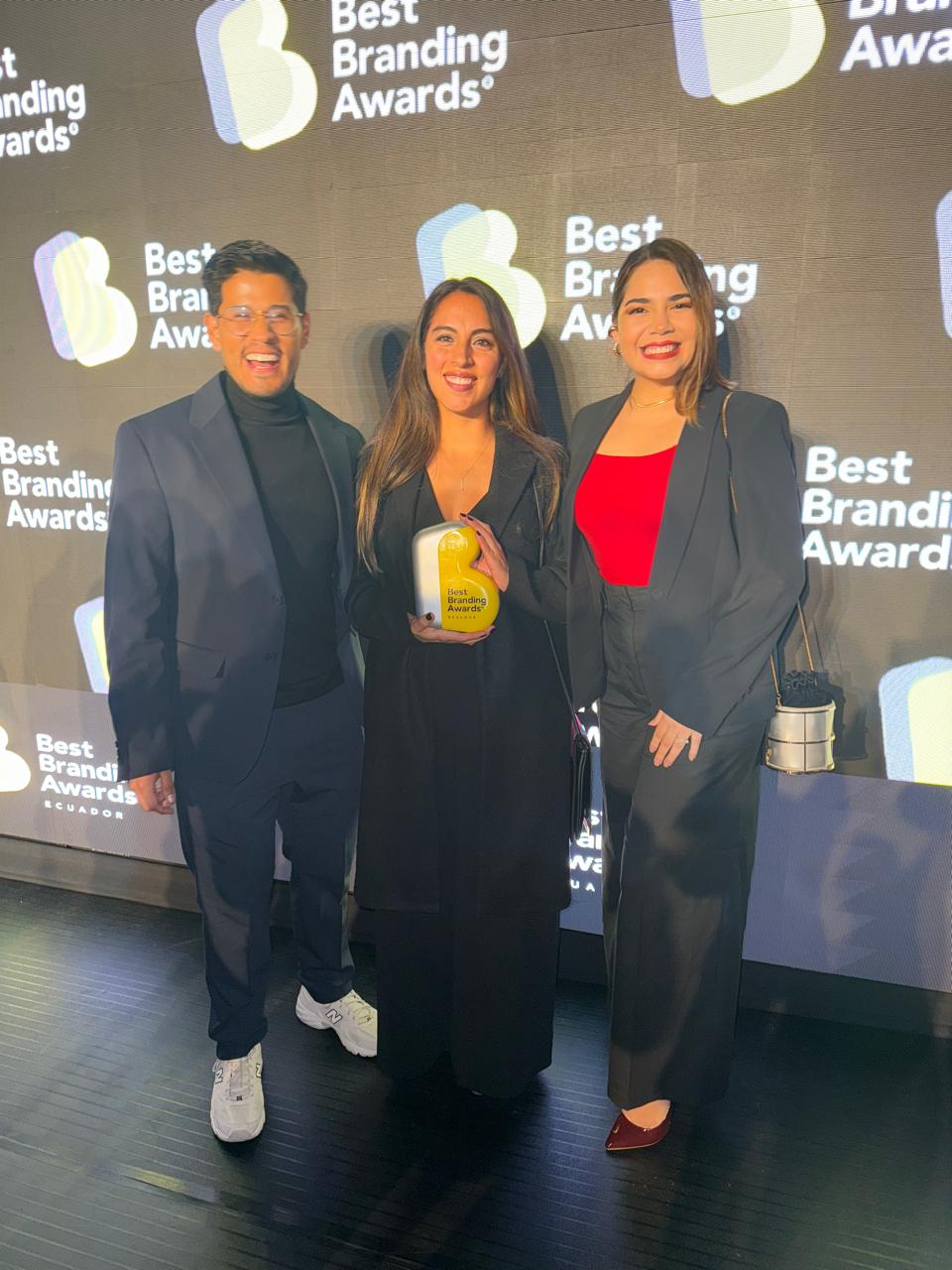 Helados Toni fue galardonado por Best Brand Stretching