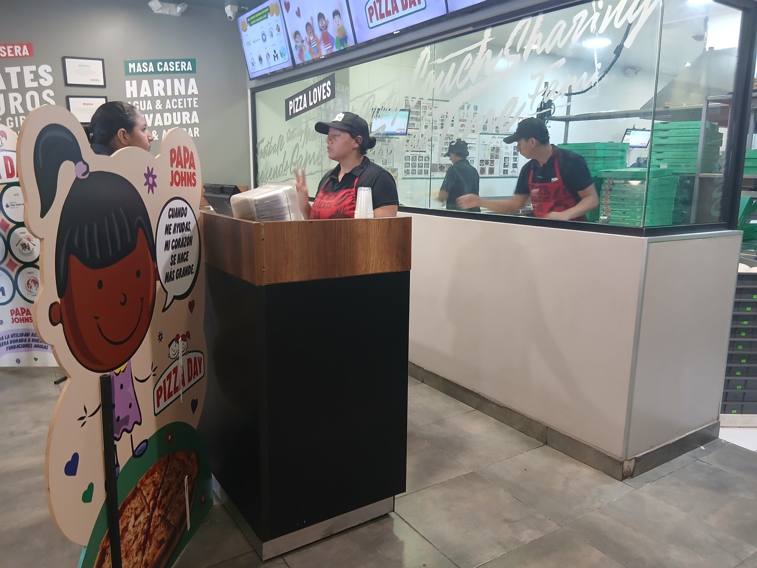 Papa John’s invita a convertir una compra en un acto de ayuda navideña