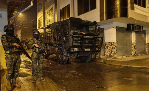 Presidente decretó toque de queda en Ecuador