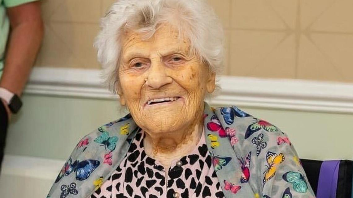 La mujer más longeva del mundo comparte su secreto de vida