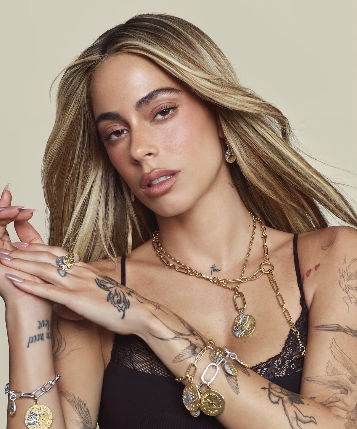 Tini Stoessel: cómo elige sus uñas, contado por su nail artist. Por Cecilia Alvarez