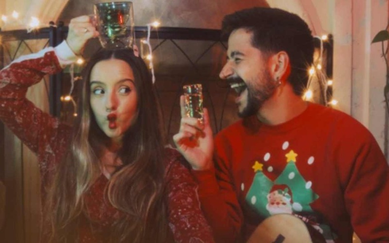 Camilo y Evaluna estrenan “Navidad en cada esquina” su nuevo sencillo