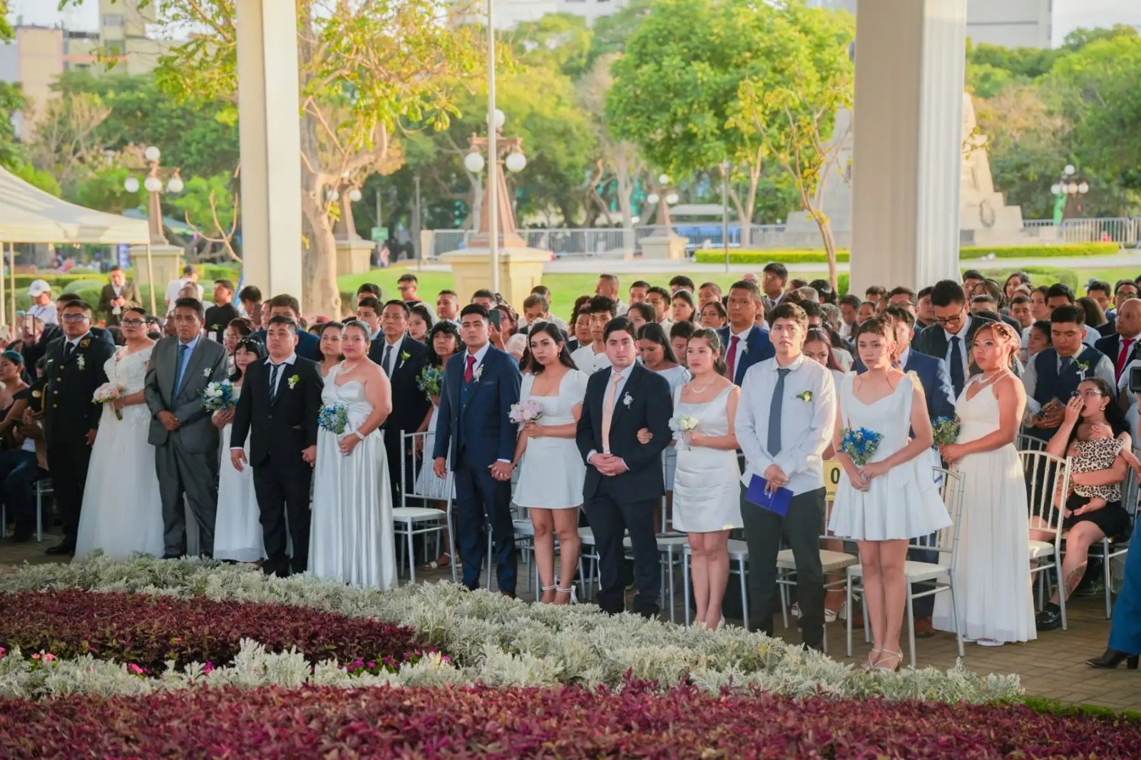 MUNICIPALIDAD DE LIMA FORMALIZÓ 109 PAREJAS PARA CELEBRAR EL DÍA DEL AMOR Y LA AMISTAD 