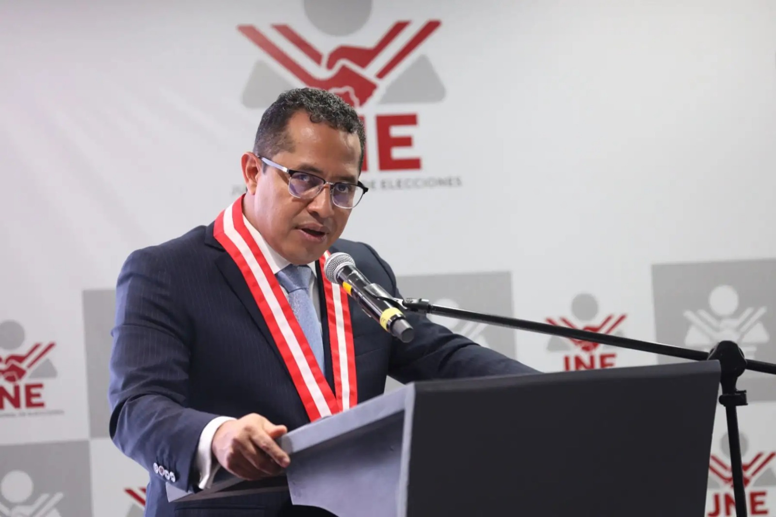 JNE PIDE A ELECTORES Y CANDIDATOS SERENIDAD SOBRE RESULTADOS