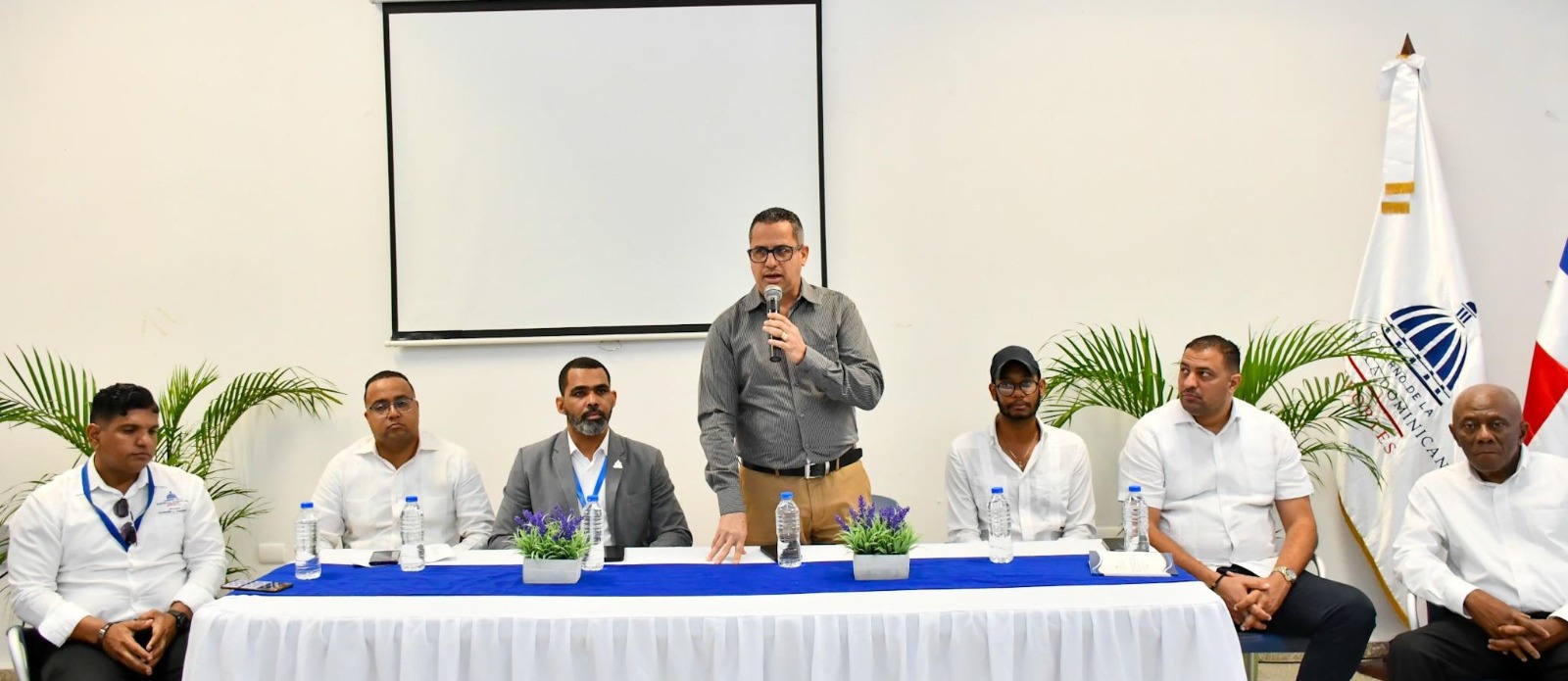 Refuerzan valores en el Albergue Olímpico con charla sobre ética e integridad