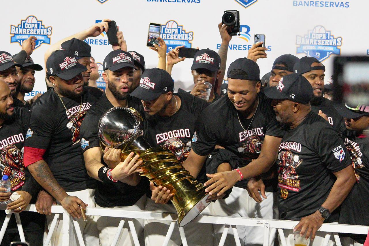 Bicampeonato escarlata: Escogido vence a Toros y suma corona 18