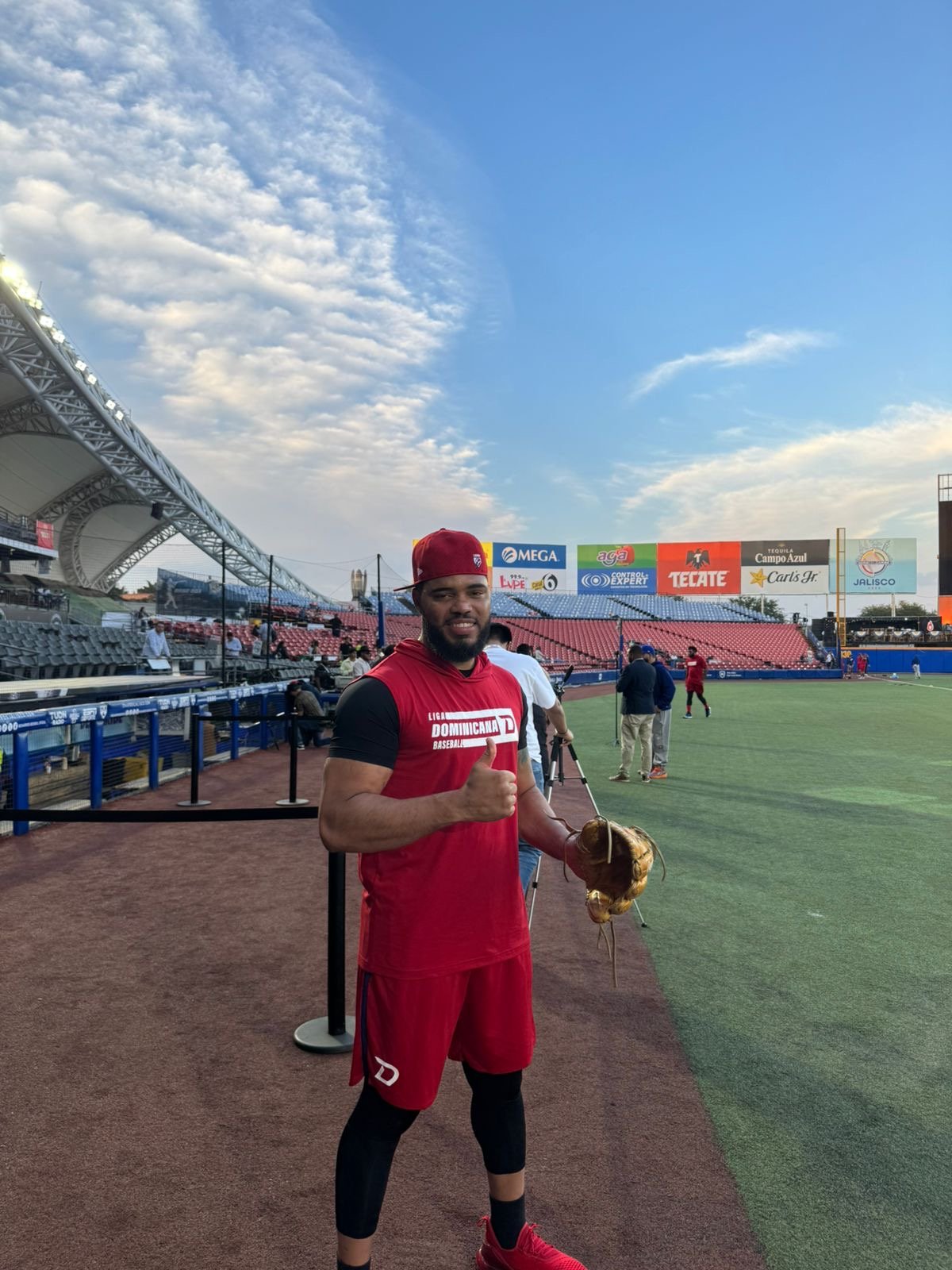 Jimmy Cordero acuerda por dos años con los Gigantes