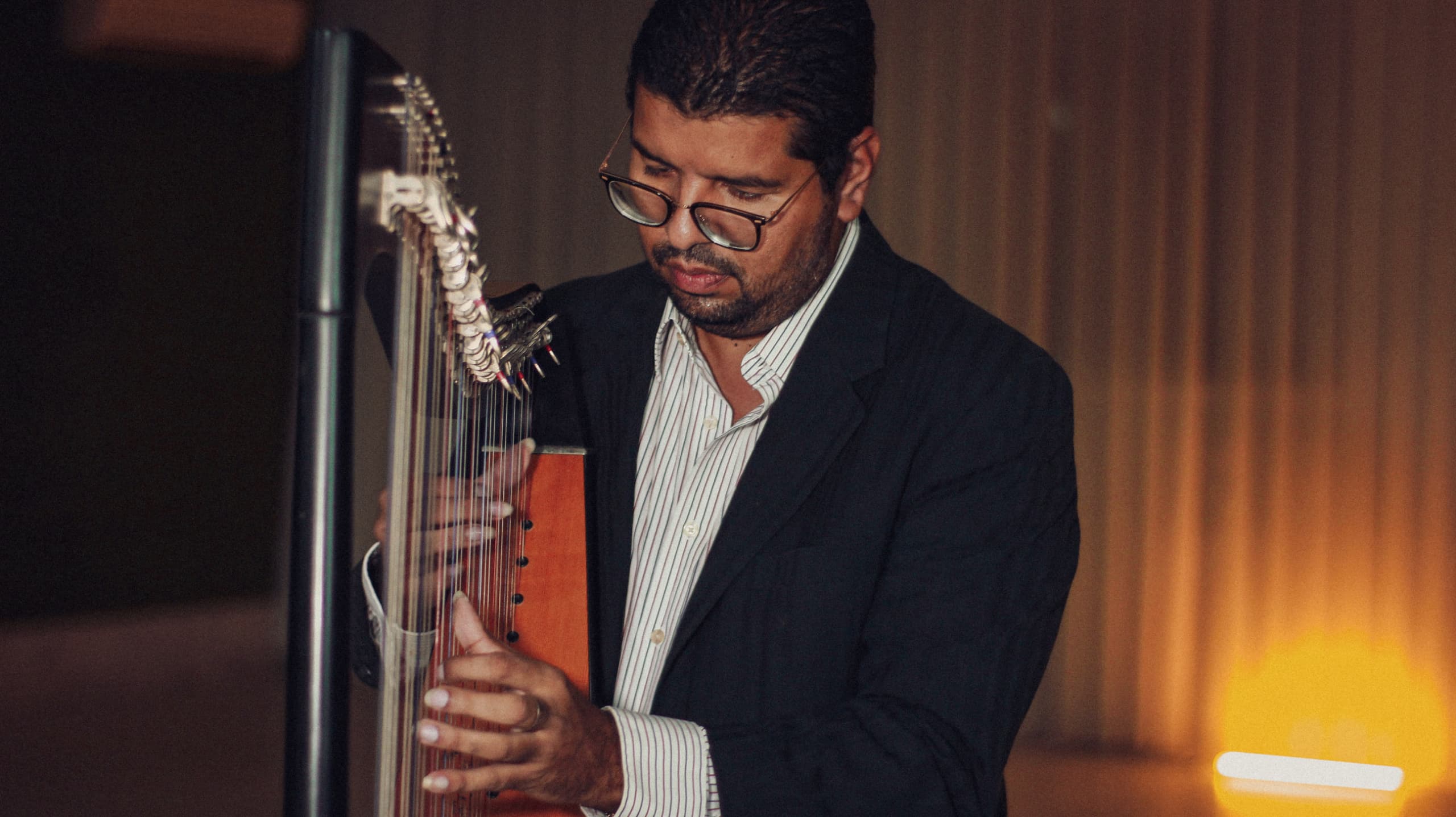 Ángel Luis Castillo se estrena como cantante con el tema Te esperaba