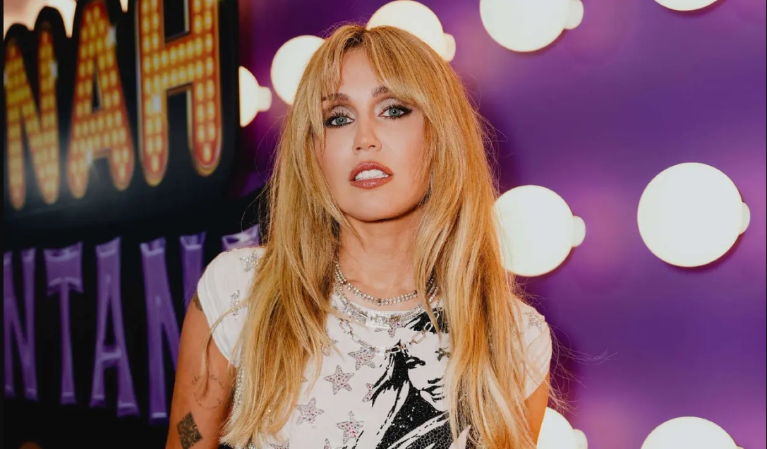 Miley Cyrus celebra los 20 años de ‘Hannah Montana’ con un reencuentro nostálgico