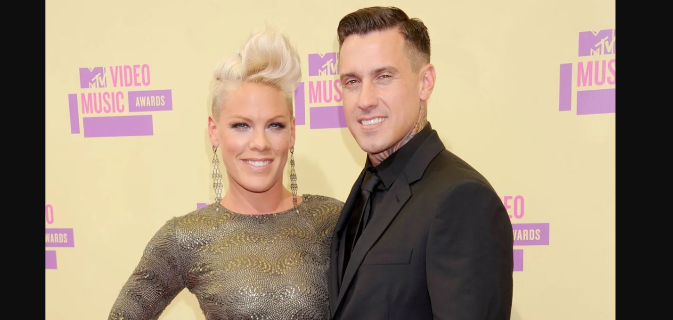 ¡Es fake! Pink desmiente rumores de divorcio con Carey Hart