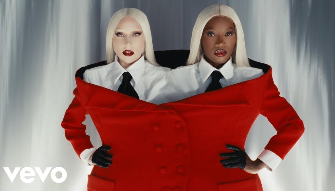 Lady Gaga y Doechii crean su propio mundo esperpéntico y de fantasía en el videoclip de ‘Runway’