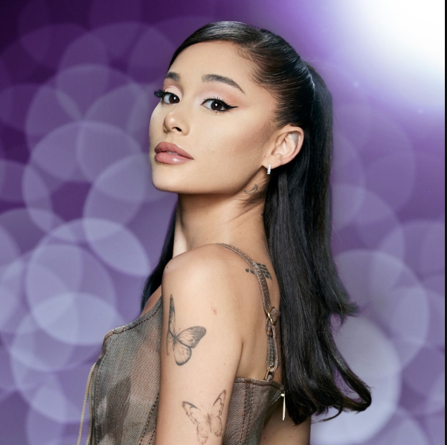 Ariana Grande regresa al estudio y aviva rumores sobre su octavo álbum