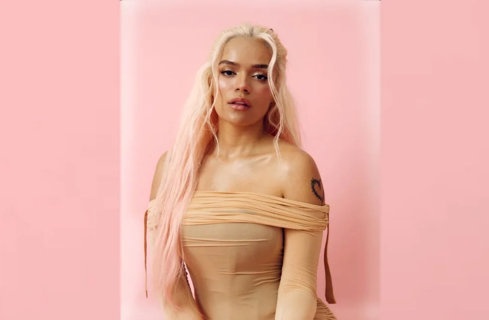 Karol G recibirá el premio a la Excelencia Artística Internacional en los American Music Awards