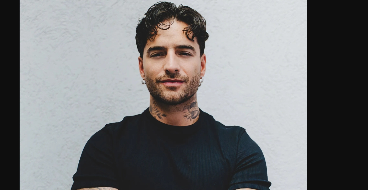 Maluma presenta ‘Loco x volver’, un regreso musical a sus raíces