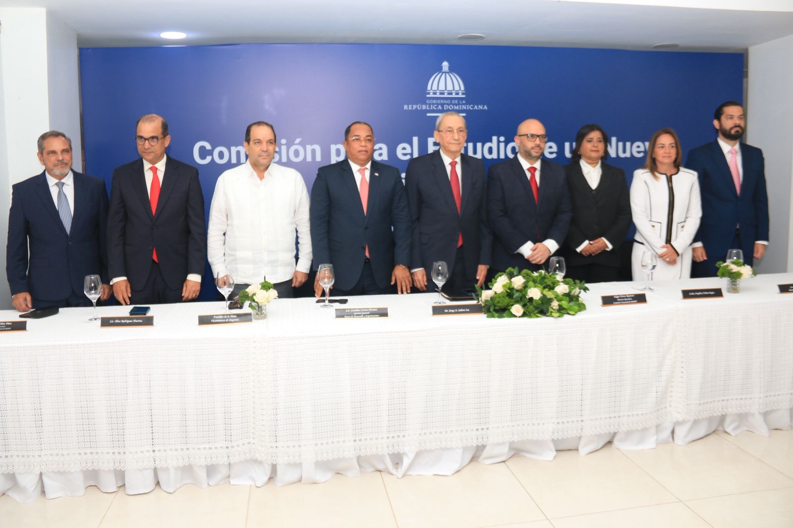COENEBE presentará al Congreso proyecto para nuevo estadio de béisbol