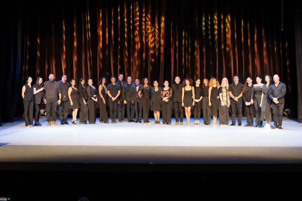 2-Graduacion_ENAD_ADondeSeFueElTiempo_ProfesoresENAD-1-scaled.jpg