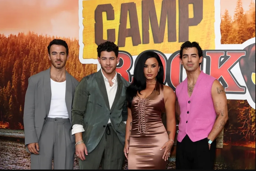 Demi Lovato y los Jonas Brothers arrasan con su regreso al streaming: número 1 en 67 países