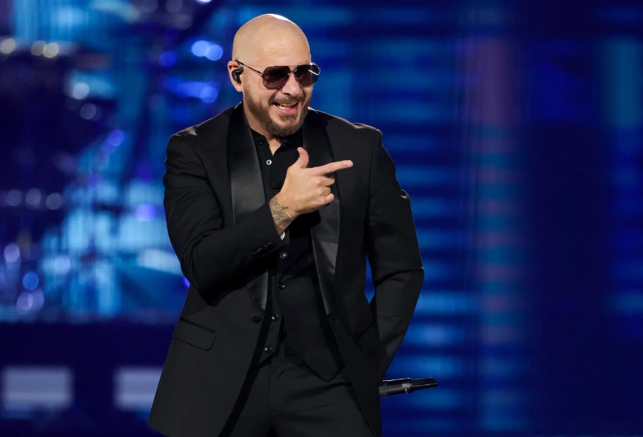 Pitbull lanza su decimocuarto álbum de estudio ‘PITCOIN’ con colaboraciones de lujo