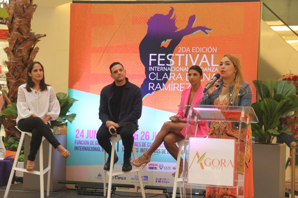 Cindy Sosa, Iván Tejada, Lisbel Piedra e Isadora Bruno