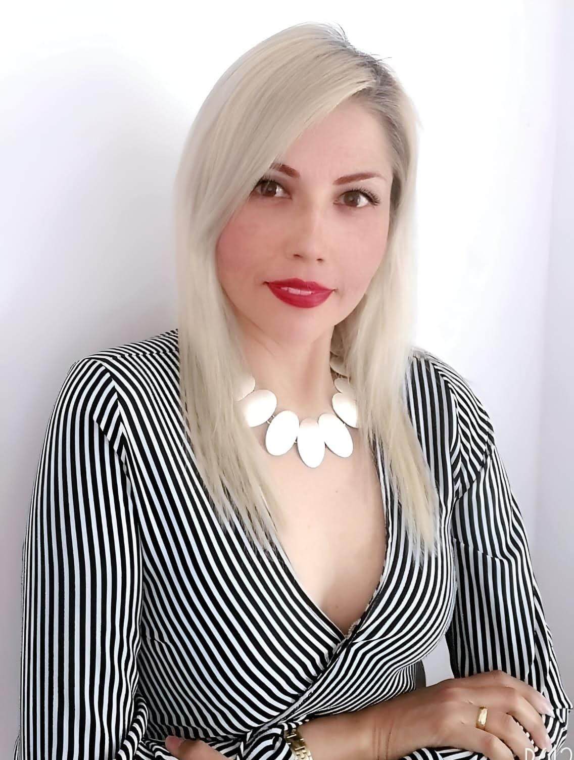 Dra. Evelyn Rivera participa en el Women Economic Forum República Dominicana 2025 con la ponencia: «Escenarios inmersivos y sostenibles en una sociedad 5.0»