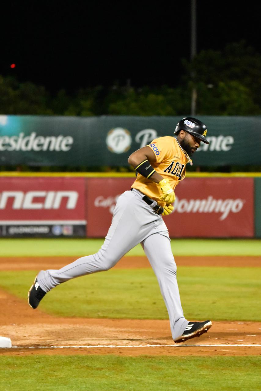 Imparables: Águilas suman otra victoria ante Toros