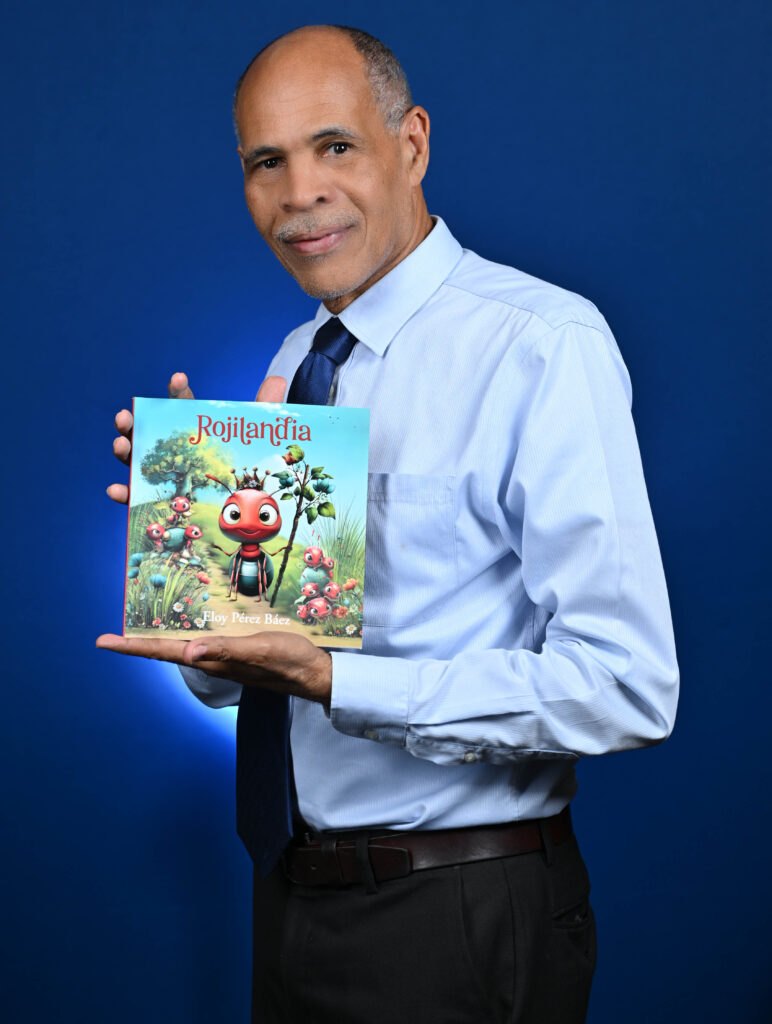 Escritor Eloy PerezDSC_5797