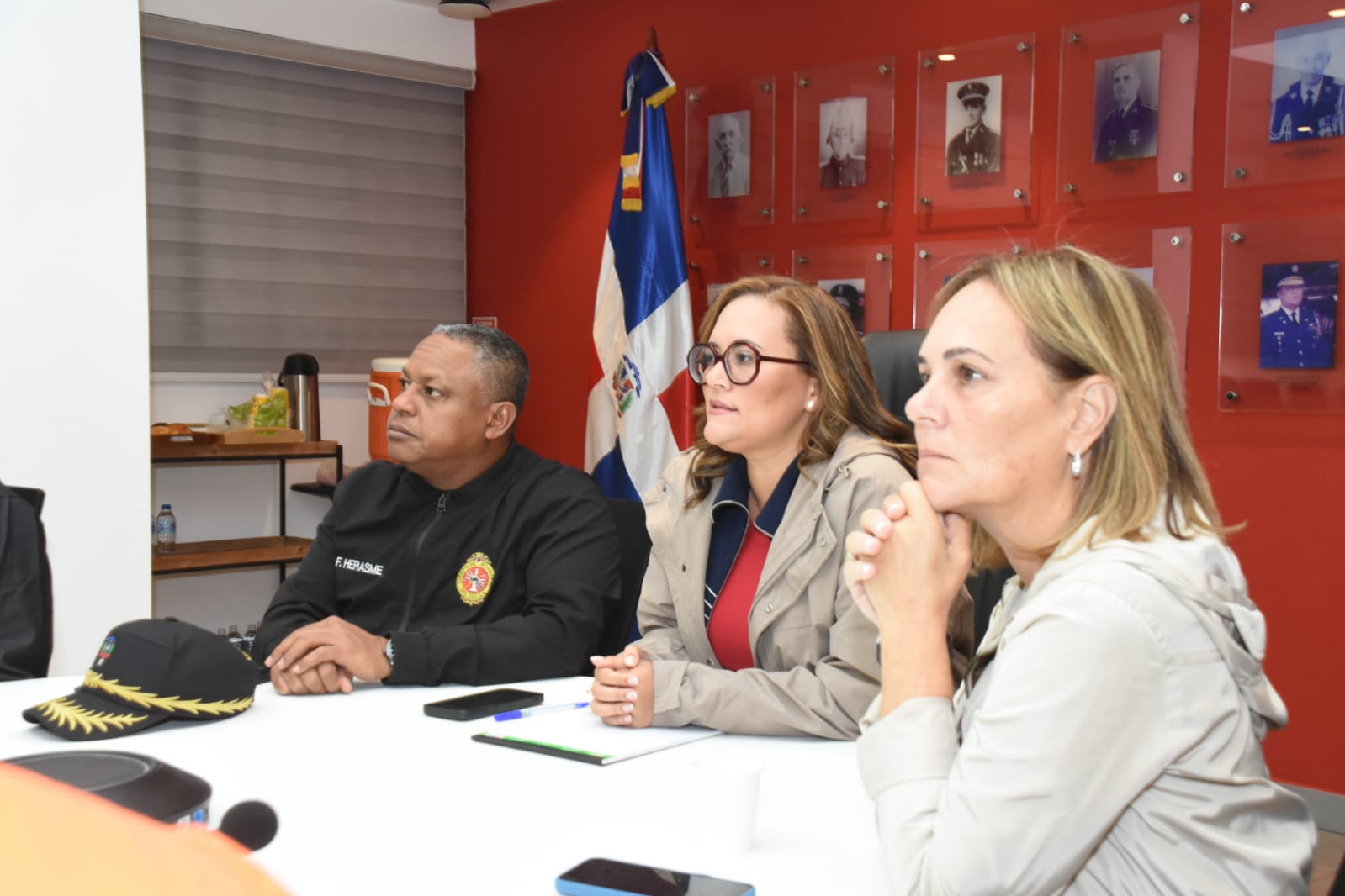 Alcaldía del DN mantiene en las calles más de 1,100 brigadistas para mitigar efectos de la vaguada